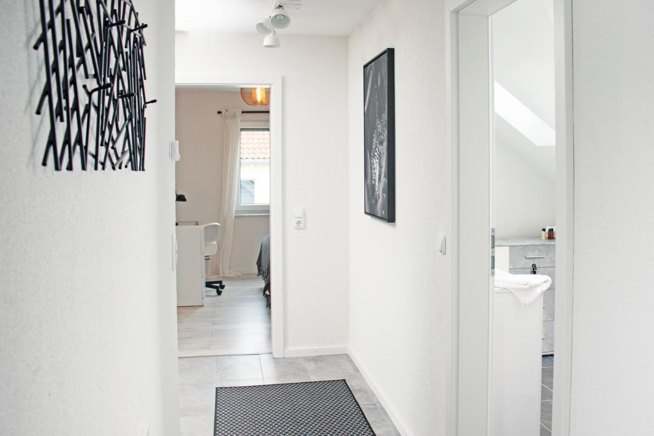 Blackncozy - Design Appartement Mit Boxspringbett Und Balkon Lorrach Luaran gambar